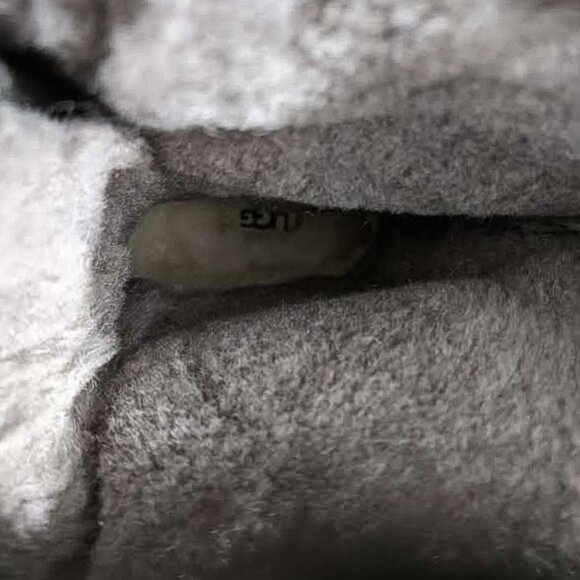 Black/Gray UGG Ladies' Adirondack Tall Boot III - Picture 6 of 14